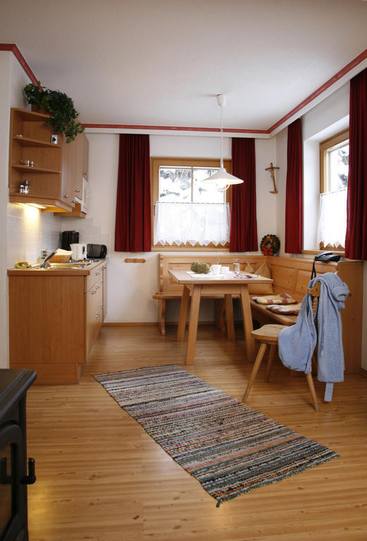 Alberta'S Ferienhaus Heinfels Room photo